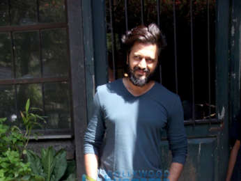 Ranveer Singh and Riteish Deshmukh spotted at Bandra