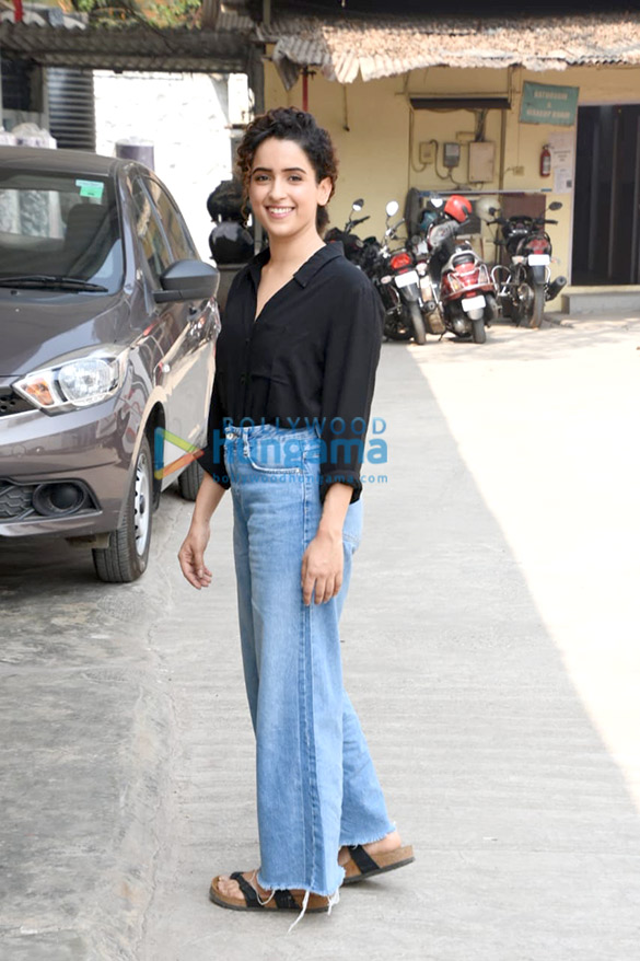 sanya malhotra spotted during an ad shoot in mumbai 3