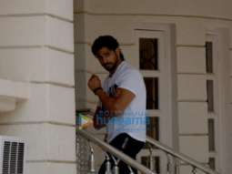 Sidharth Malhotra and Parineeti Chopra spotted at Ekta Kapoor’s house in Juhu