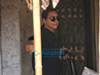 Sonakshi Sinha and Sara Ali Khan spotted at gym in Khar