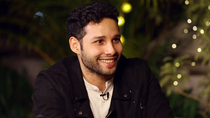“Shah Rukh Khan- Angaar hai Bhai, Salman Khan- Hard hai Bhai”: Siddhant Chaturvedi | Gully Boy “Shah Rukh Khan- Angaar hai Bhai, Salman Khan- Hard hai Bhai”: Siddhant Chaturvedi | Gully Boy