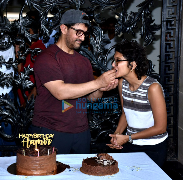 aamir khan celebrates his birthday with media 2