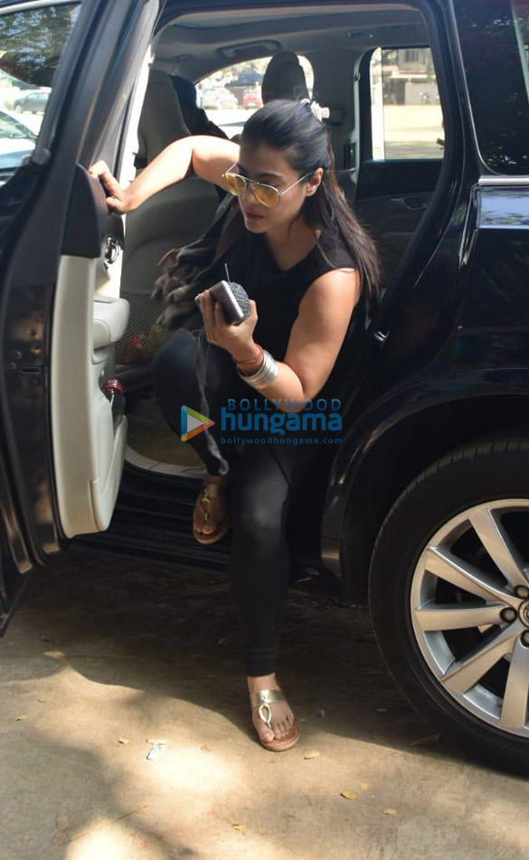 ajay devgn and kajol spotted at clinic in versova 3