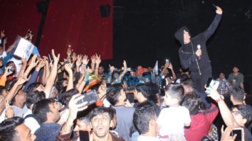 Akshay Kumar snapped during fan screening of Kesari at PVR, Juhu
