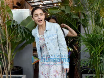 Alia Bhatt and Akansha Ranjan Kapoor snapped at Kitchen Garden, Juhu