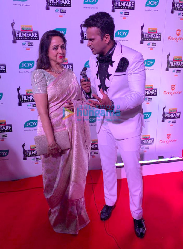 celebs grace 64th filmfare awards 2019 23