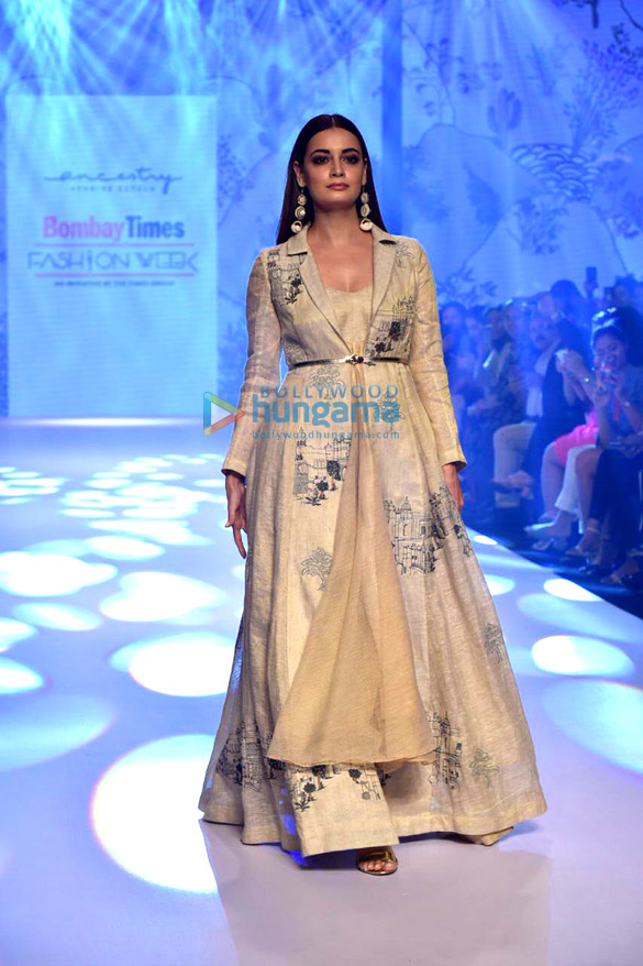 celebs grace bombay times fashion week 2019 2