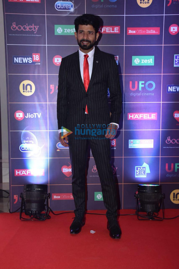 celebs grace news 18 reel movie awards 13