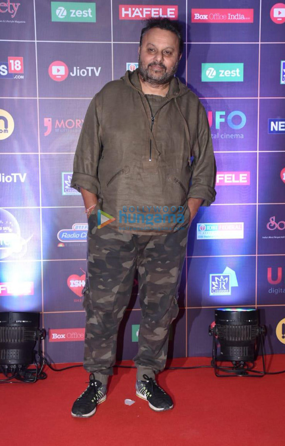 celebs grace news 18 reel movie awards 9