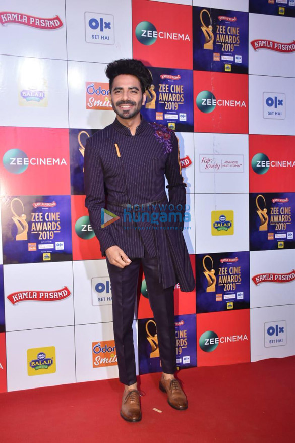 celebs grace zee cine awards 2019 01 3