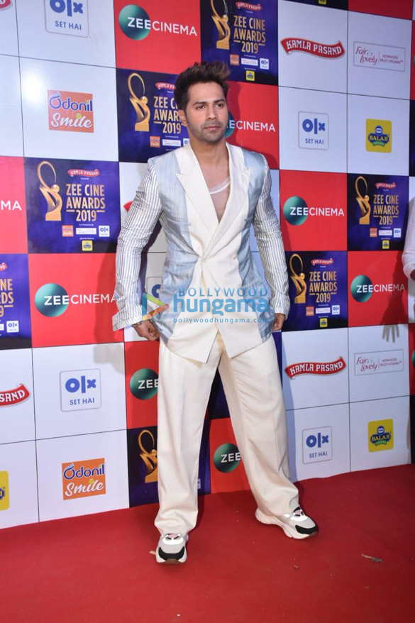 celebs grace zee cine awards 2019 10 2