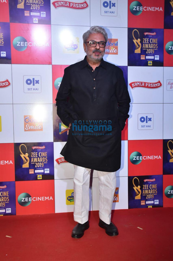 celebs grace zee cine awards 2019 19 01