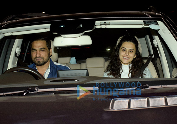 celebs grace special screening of badla 5