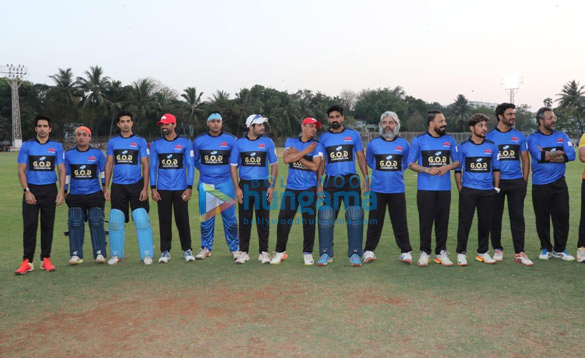 celebs grace the celebrity cricket league match at air india sports club 4