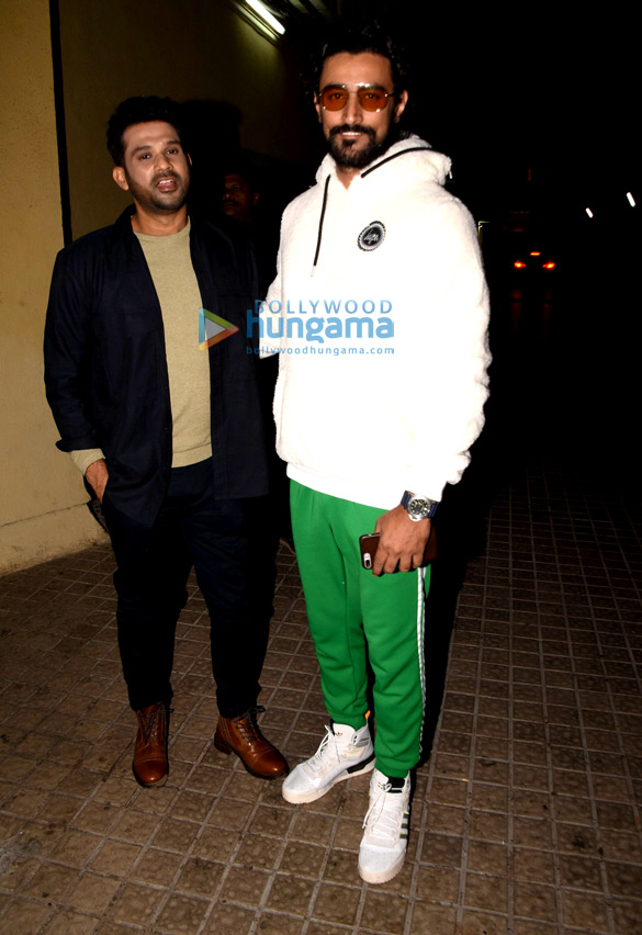 celebs grace the special screening of photograph 8