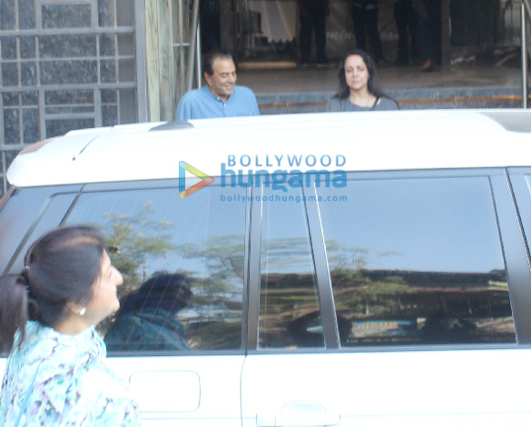 dharmendra and hema malini spotted at indigo in bandra 1