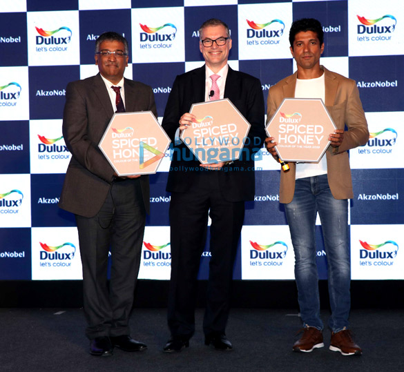 Farhan Akhtar graces the launch of Dulux Colour for the Year 2019