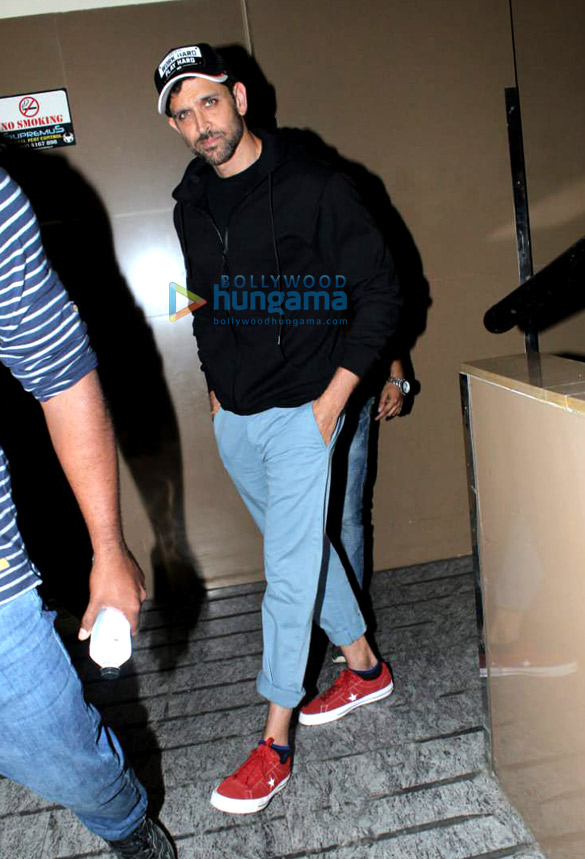 Hrithik Roshan, Sussanne Khan and family spotted in PVR, Juhu Hrithik Roshan, Sussanne Khan and family spotted in PVR, Juhu