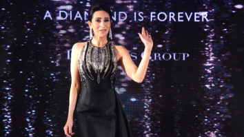 Karisma Kapoor walks the ramp for Forevermark