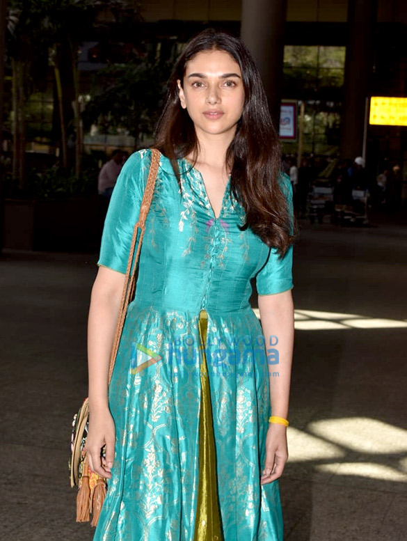 nagarjuna aditi rao hydari krystle dsouza and others snapped at the airport 6