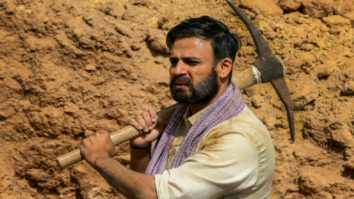 PM Narendra Modi: Saugandh Mujhe Iss Mitti Ki Song | Vivek Oberoi |Sukhwinder Singh, Shashi Suman