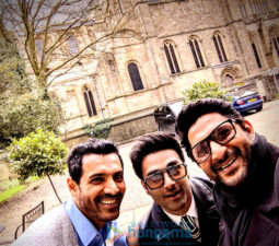 On The Sets from the movie Pagalpanti