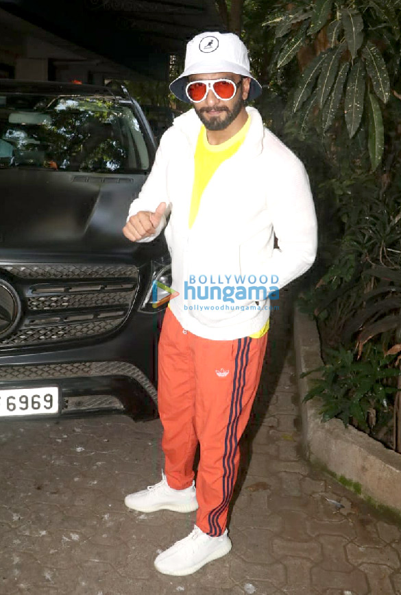 ranveer singh spotted at outside a dubbing studio 1