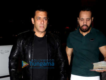 Salman Khan, Sunny Leone, Katrina Kaif and others snapped at the airport