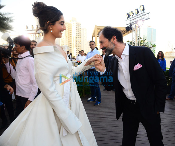 sonam kapoor and alanna panday snapped at chopard perfume launch 6