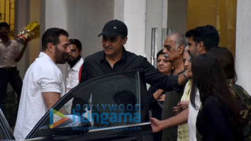 Sunny Deol, Mohnish Bahl, Pranutan Bahl and Zaheer Iqbal spotted at Sunny Super Sound