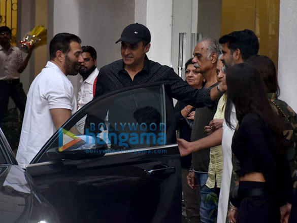 Sunny Deol, Mohnish Bahl, Pranutan Bahl and Zaheer Iqbal spotted at Sunny Super Sound Sunny Deol, Mohnish Bahl, Pranutan Bahl and Zaheer Iqbal spotted at Sunny Super Sound