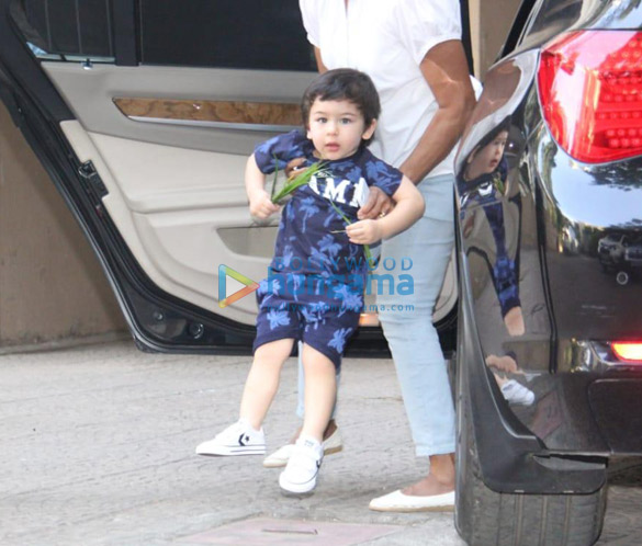 taimur ali khan spotted in bandra 3 13