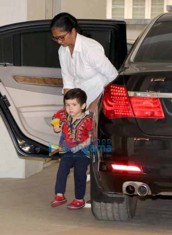 taimur ali khan spotted in bandra 3 12