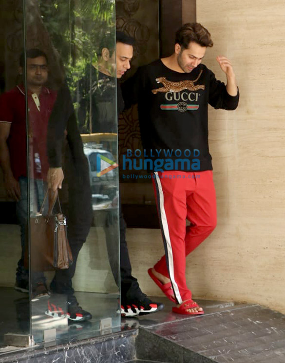 varun dhawan snapped at his father david dhawans office in juhu 4