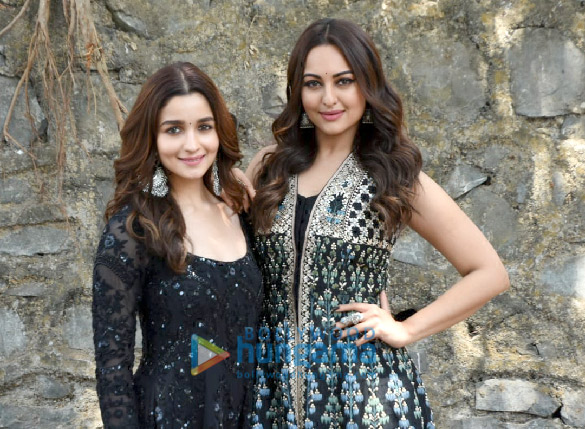 Aditya Roy Kapur, Sonakshi Sinha, Alia Bhatt and Varun Dhawan snapped at Filmcity promoting ‘Kalank’