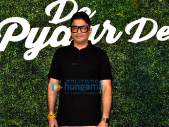 Ajay Devgn, Rakul Preet Singh and Tabu grace the trailer launch of De De Pyaar De