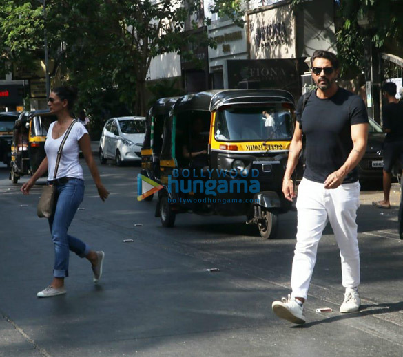 Arjun Rampal and Mehr Jesia spotted at Standard Chartered Bank in Bandra Arjun Rampal and Mehr Jesia spotted at Standard Chartered Bank in Bandra