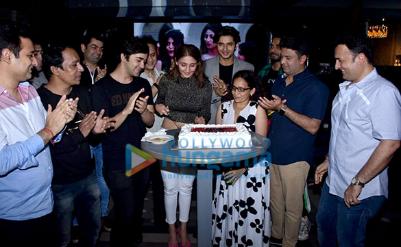 celebs grace dhvani bhanushalis success bash of vaaste 1