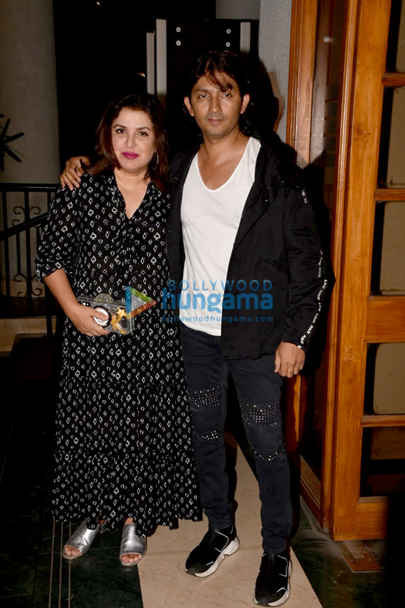 celebs grace manoj bajpayees birthday bash 11
