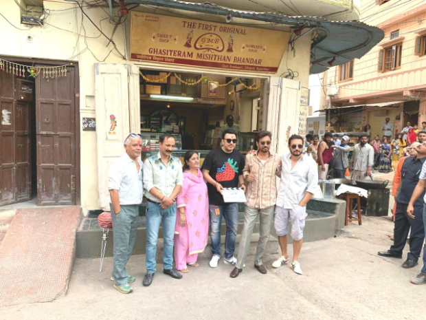 BREAKING! Irrfan Khan back in action, begins Dinesh Vijan's Angrezi Medium in Udaipur