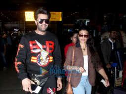 Jacqueline Fernandez, Maniesh Paul, Karisma Kapoor and others snapped at the airport