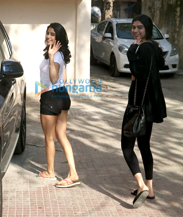 janhvi kappr and khushi kapoor spotted at the gym 3