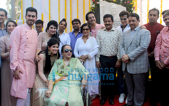 Johny Lever, Udit Narayan and Jeetendra snapped at the road naming ceremony after late Mahendra Kapoor Johny Lever, Udit Narayan and Jeetendra snapped at the road naming ceremony after late Mahendra Kapoor
