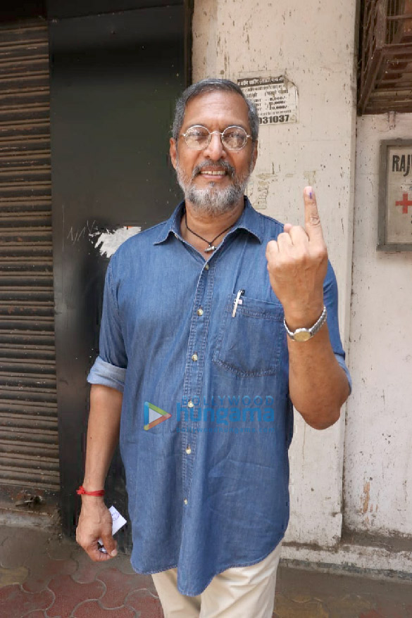 lok sabha elections 2019 aamir khan priyanka chopra ajay devgn among others cast their votes4 10