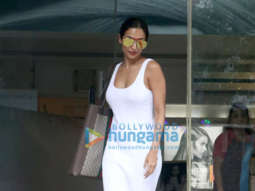 Malaika Arora spotted after a salon session in Bandra