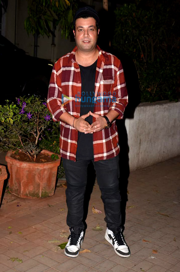 rajkummar rao dinesh vijan and varun sharma spotted at maddock films office 4