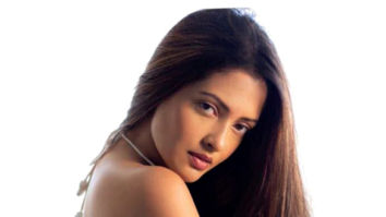 Celebrity Photo Of Riya Sen