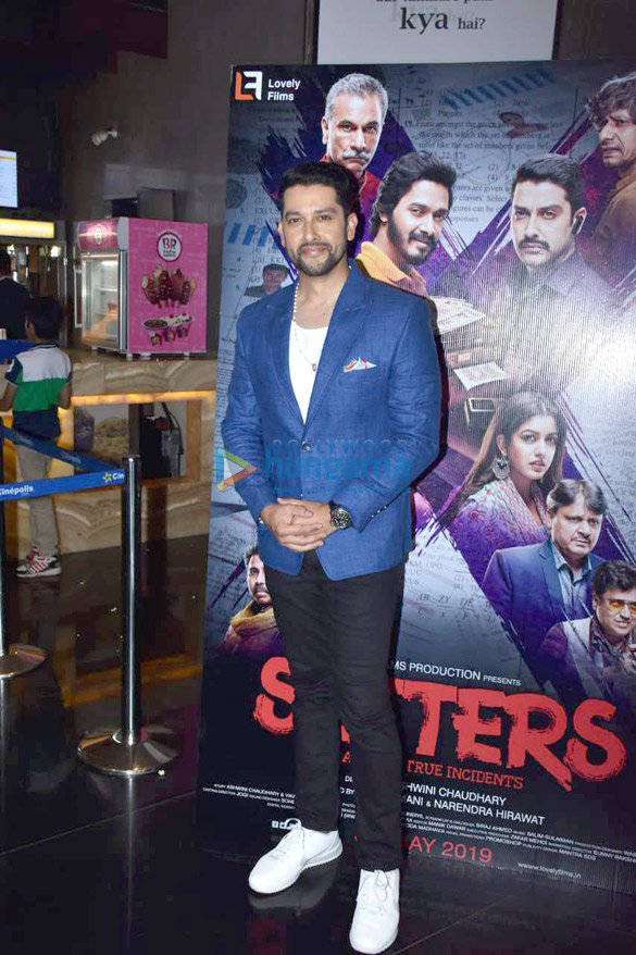 shreyas talpade ishita dutta and aftab shivdasani grace the trailer launch of the film setters 4