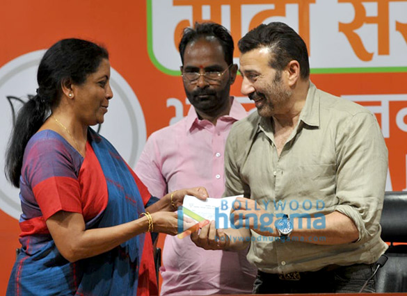 sunny deol joins bjp party 4