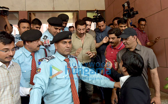 sunny deol joins bjp party 5